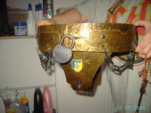 Handgefertigter
